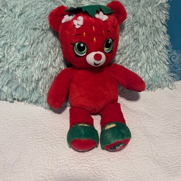 50% off w ❤ Retired Build A Bear Workshop Shopkins Strawberry Kiss Bear Plush - Picture 4 of 6